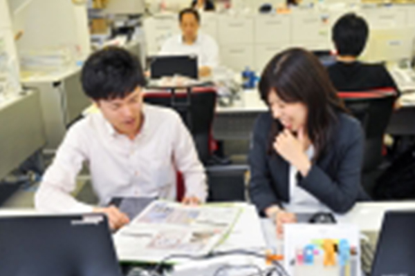自社スタッフがいつでも近くにおりますので、すぐに何でも分からないことがあれば聞いてください!